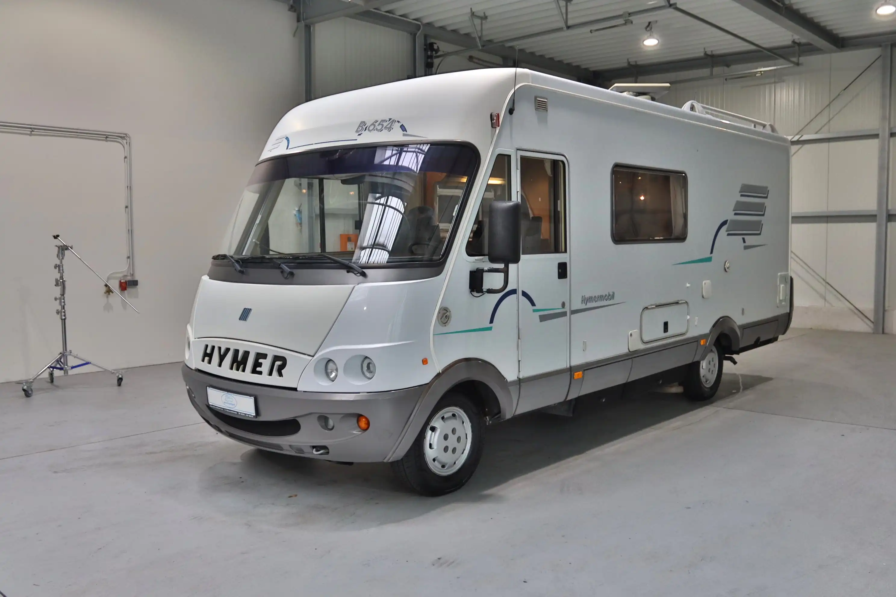 HYMER-ERIBA B 654 